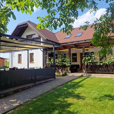 Pri Storklji Hotel Moravske-Toplice Eksteriør billede